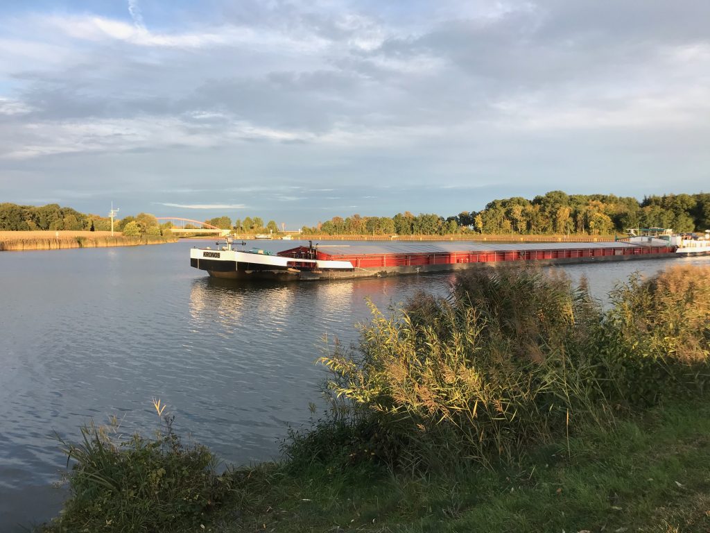 Kreuzung Mittellandkanal Elbeseitenkanal bei Edesbüttel